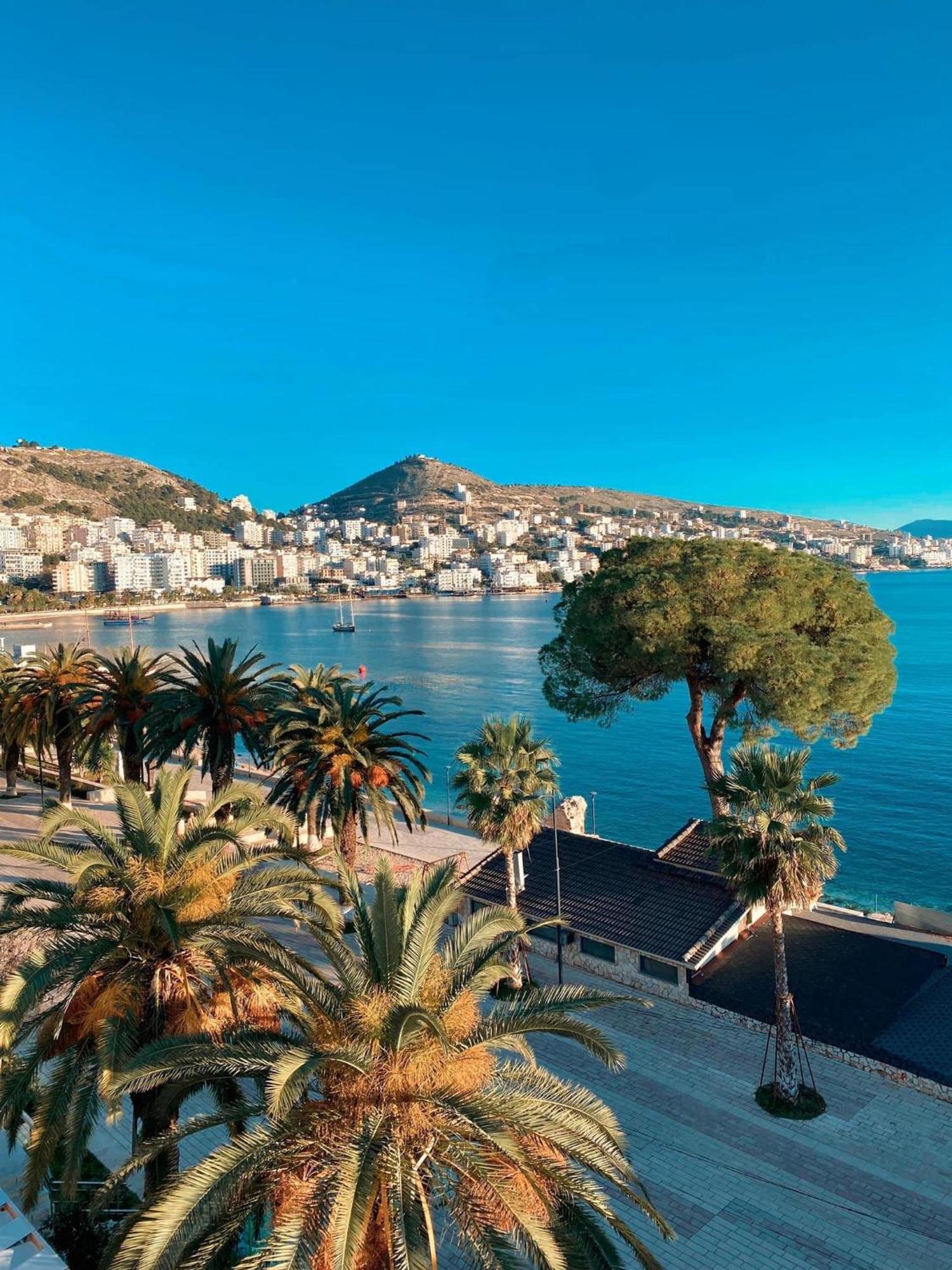 Apartment In Saranda Exterior foto